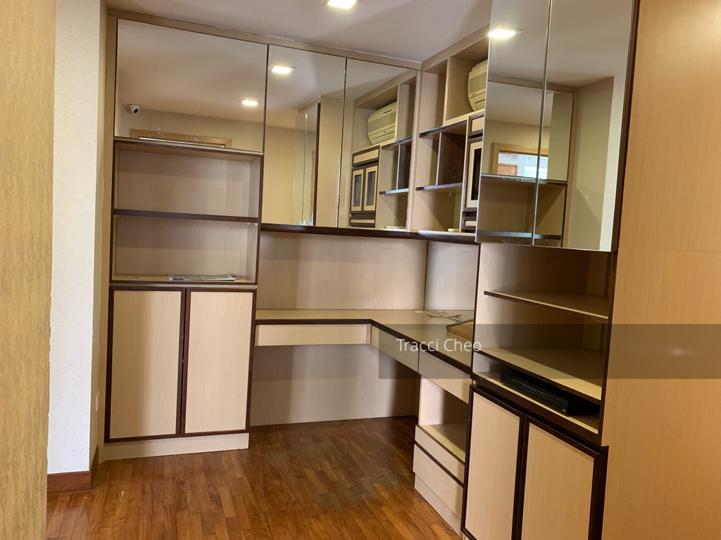 Savannah Condopark (D18), Condominium #205424811